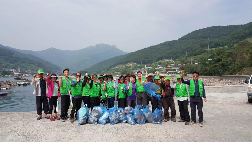남해군 상주면 자연보호협의회 해안쓰레기 정화활동